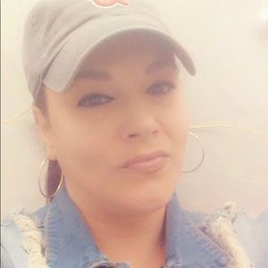 Meet your Posher, Roseann